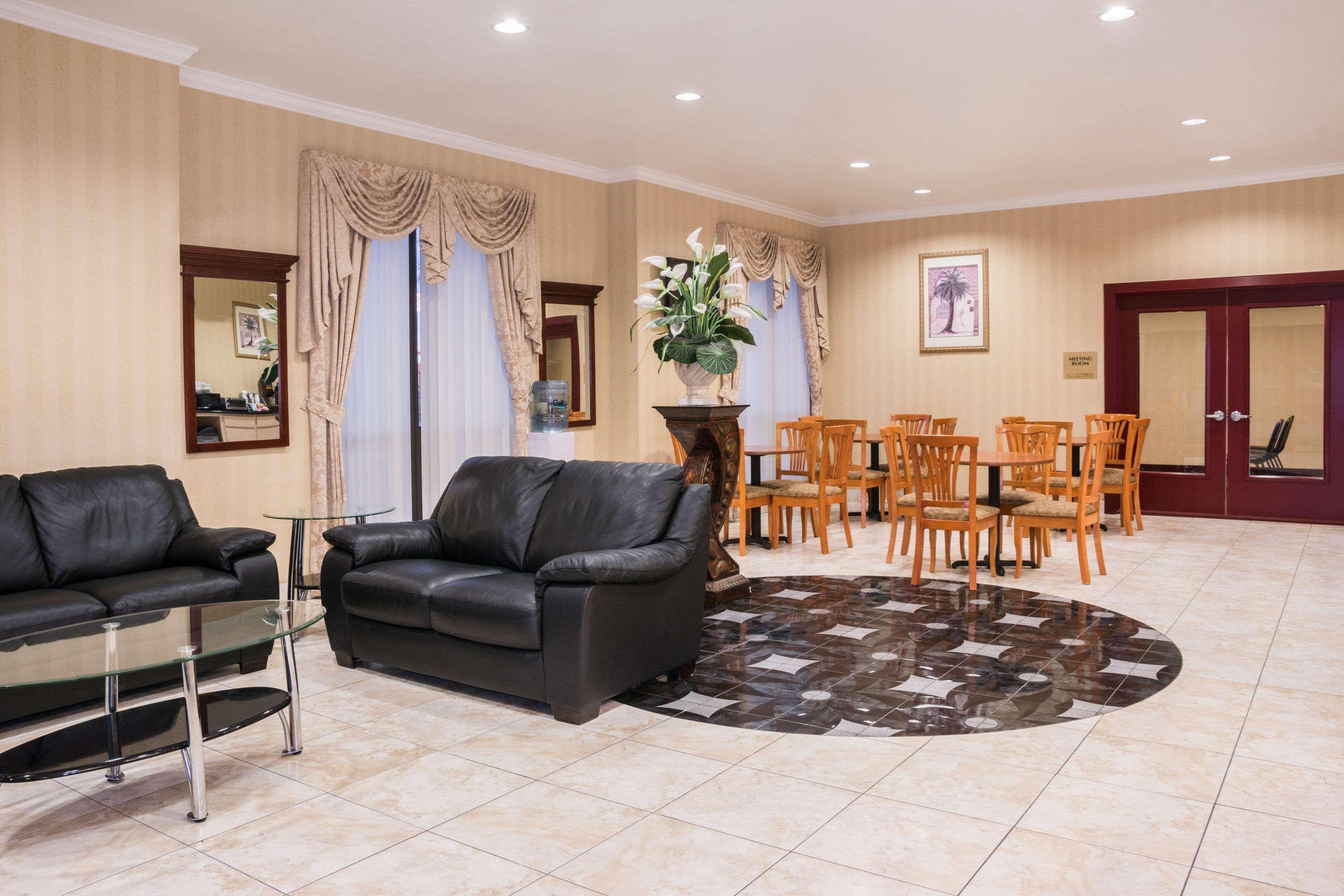 Super 8 By Wyndham Brookshire Tx Hotel Buitenkant foto