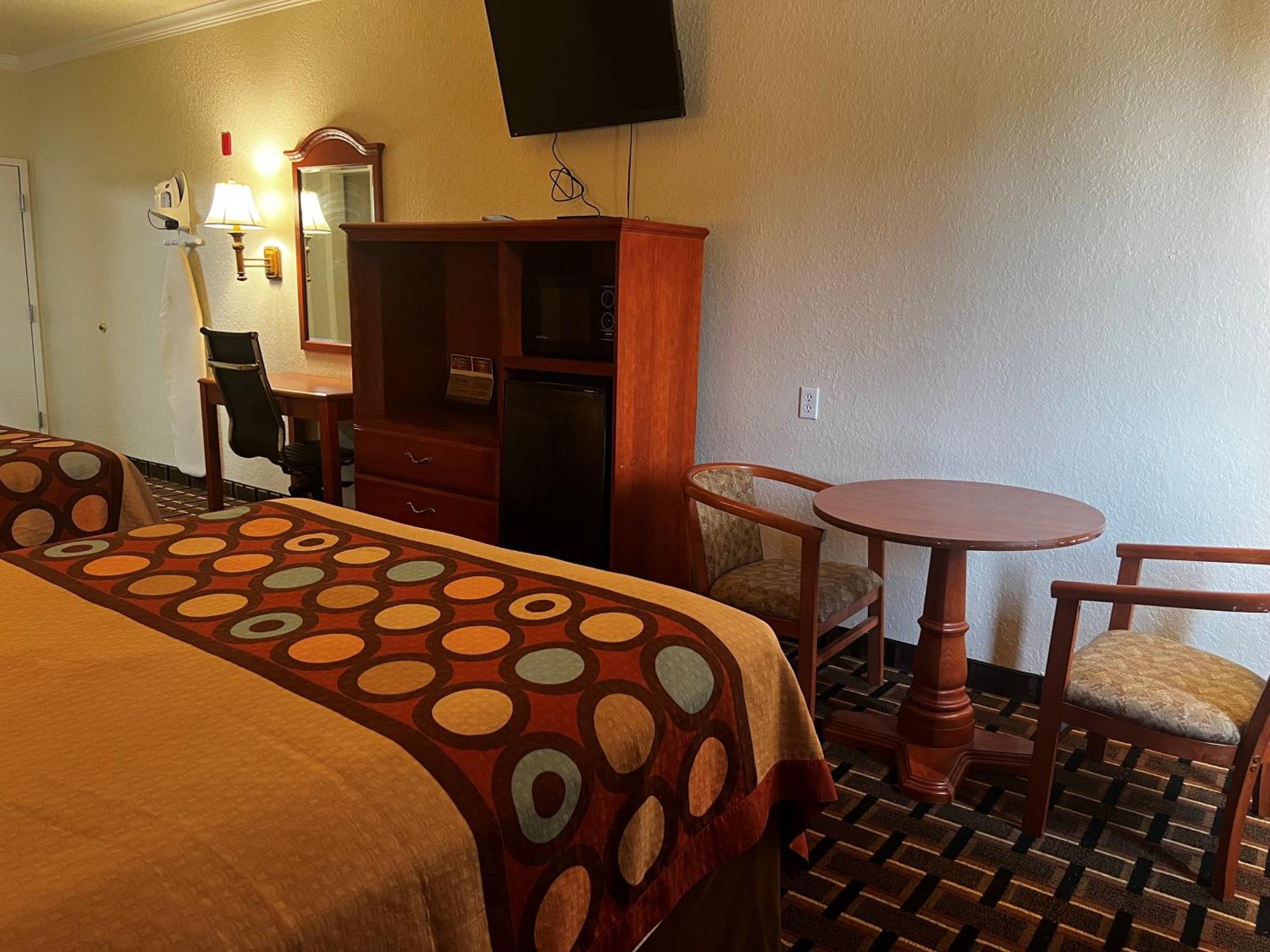 Super 8 By Wyndham Brookshire Tx Hotel Buitenkant foto